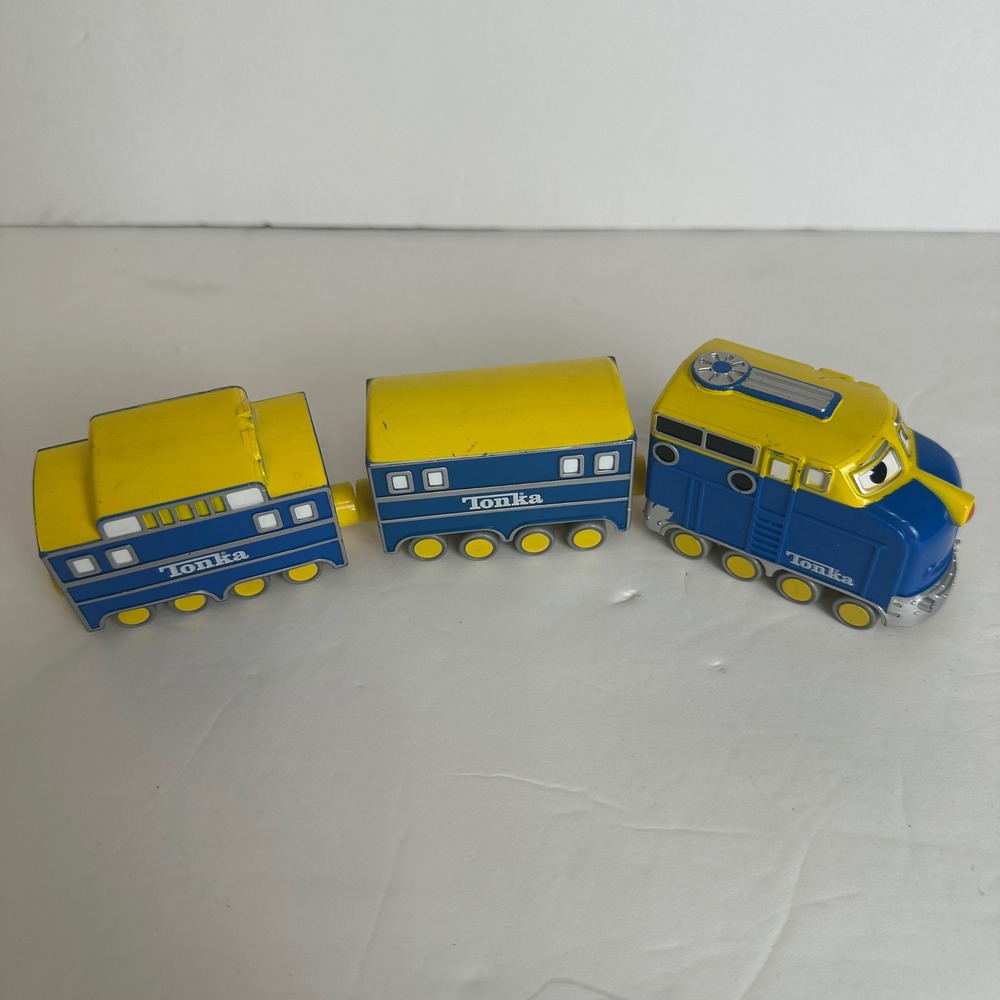Chuggington Brewster Tonka Train Set 2009 Engine Coach Caboose Chugger Trains